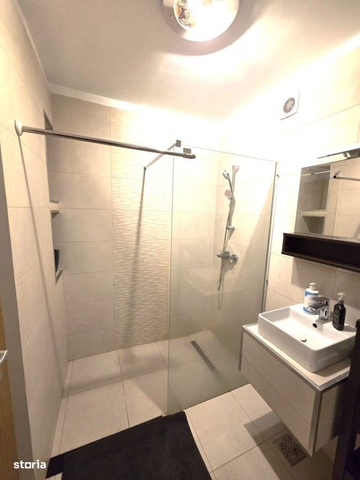 Apartament 3 camere, etaj 1, parcare, terasa, SEMICENTRAL - DECEBAL