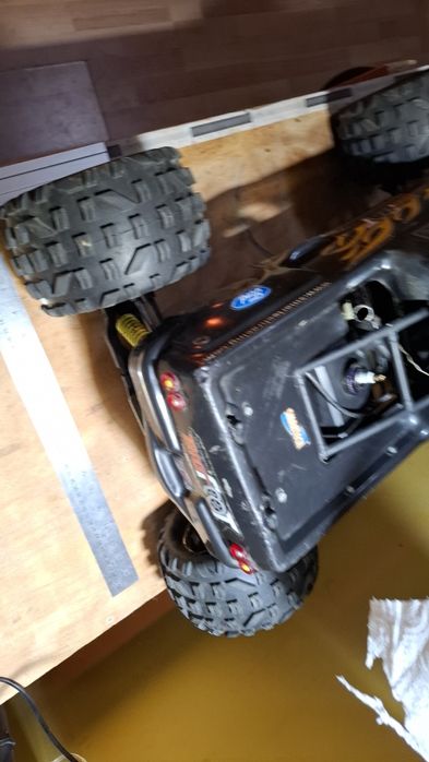 RC off road monster Smartech 1:5 scale с бензинов двигател