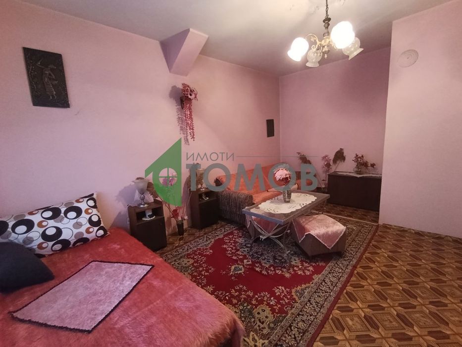 Продава се Четиристаен апартамент в с. Старозагорски бани, Област Стара Загора - 110 кв.м за 796 €/кв.м - Снимка #6