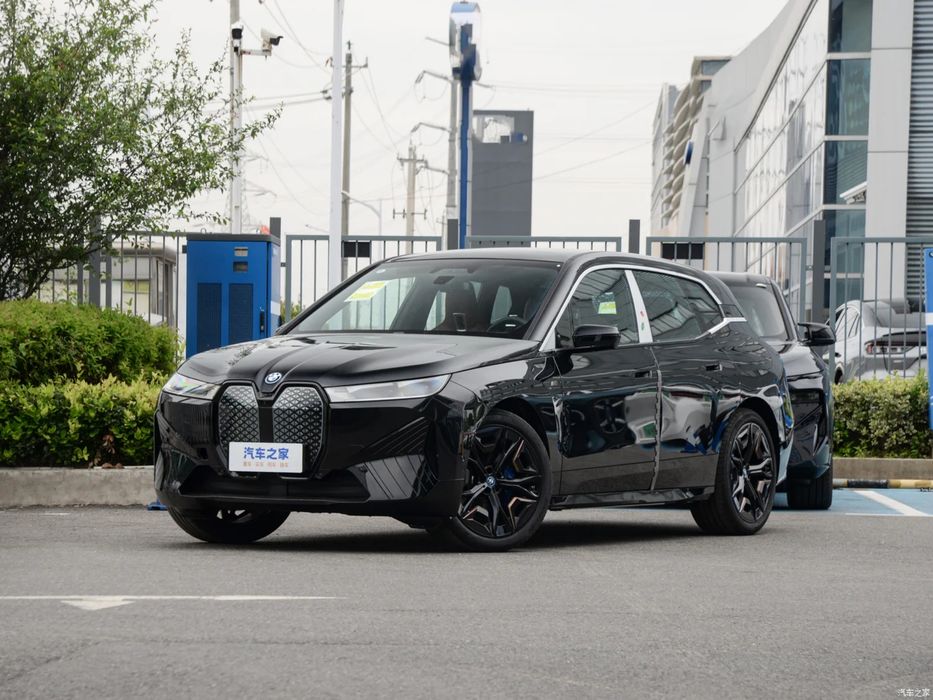 BMW IX M60 xDrive под заказ от Terra Auto