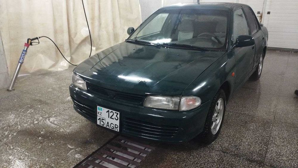 Mitsubishi Lancer GLXI.