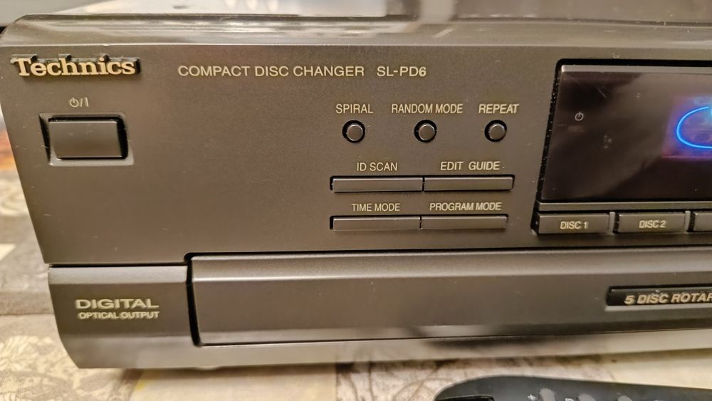 СД проигрыватель Technics SL-PD6