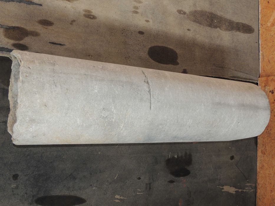 Насрещник на интериорна врата 9 броя за 6 лв.   Етернитова тръба