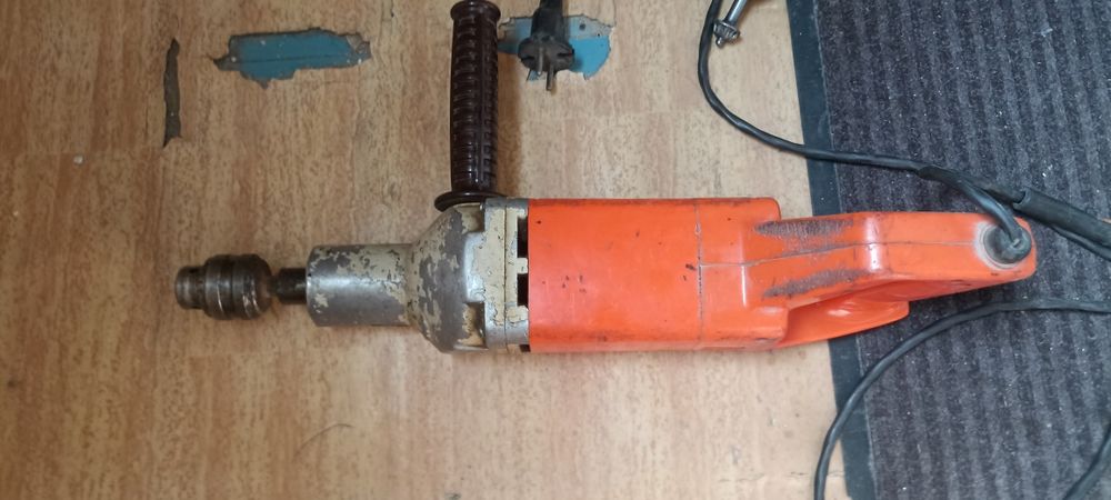 Продам электродрель