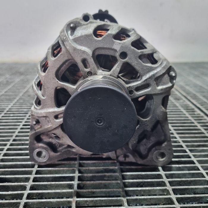 Alternator Dacia Duster II 1.0 Benzina 2018 - 2021 101CP 999CC H4D 480 (1584) Benzina 231009092R Garantie