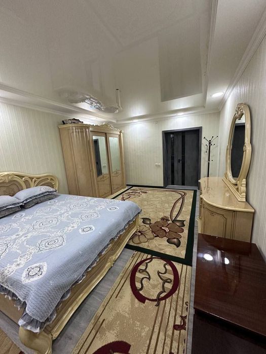 Срочно продаю 3 комнатную квартиру новостройка яшнабадском Олмос