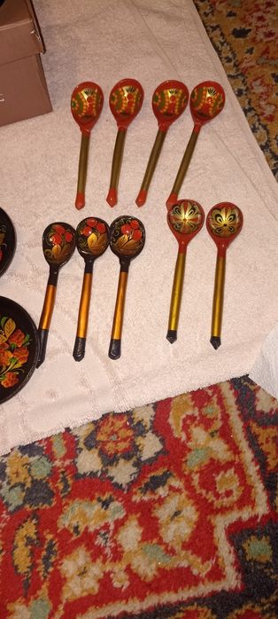 Продаю посуду Хохлома