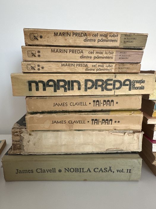 28 carti lot conform poze