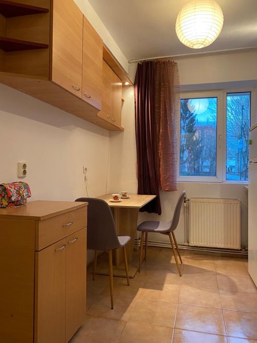 Inchiriez apartament 2 camere-Deva