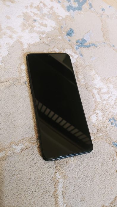 Смартфон США Revvl+5 G