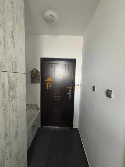 Продава се Тристаен апартамент в Пловдив, Кършияка - 50 кв.м за 2020 €/кв.м - Снимка #7