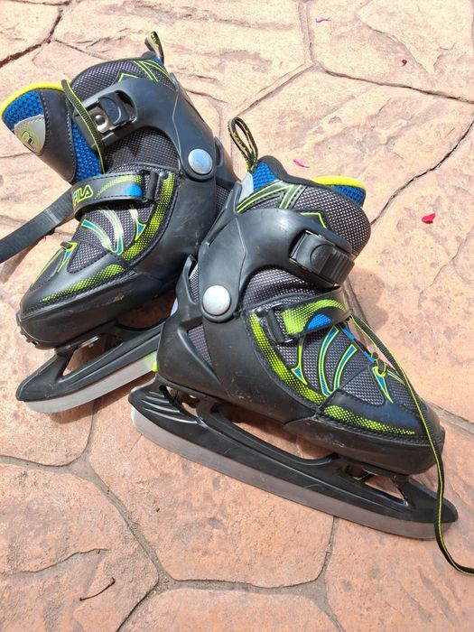 Patine de vânzare