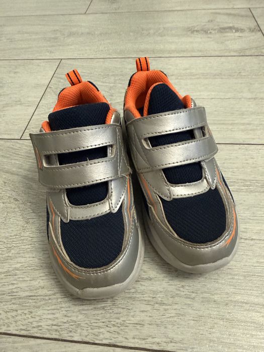 Adidasi skechers marimea 26