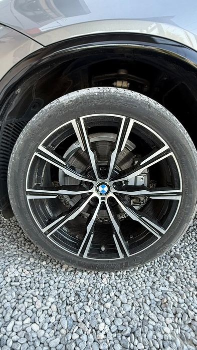 Диски на БМВ X5 разноширокие