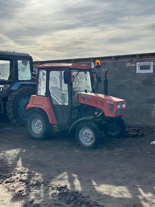 Продам Беларус 320.4