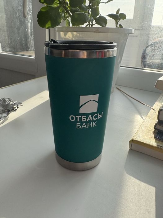 Продаётся термостакан