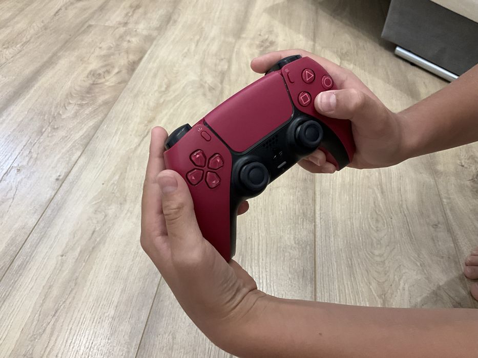 Джойстик PS5 (малиновый)