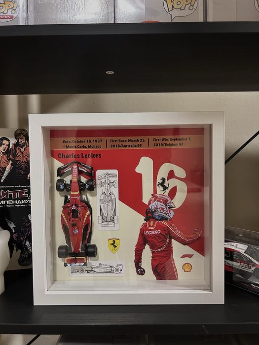 Уникални арт рамки с метални модели коли - 1:64 / 1:43 / 1:24