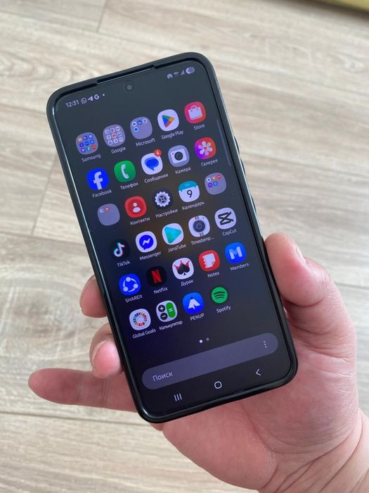 Продам Samsung S22  5G