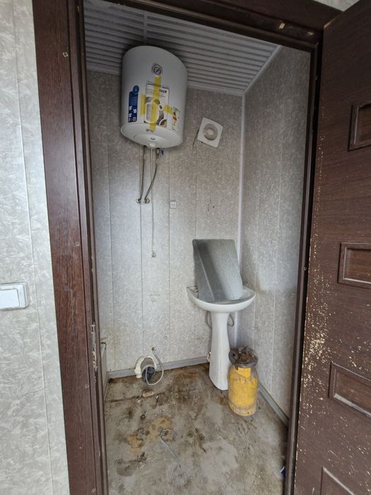 Kantiner domik 12.m enga 3 m