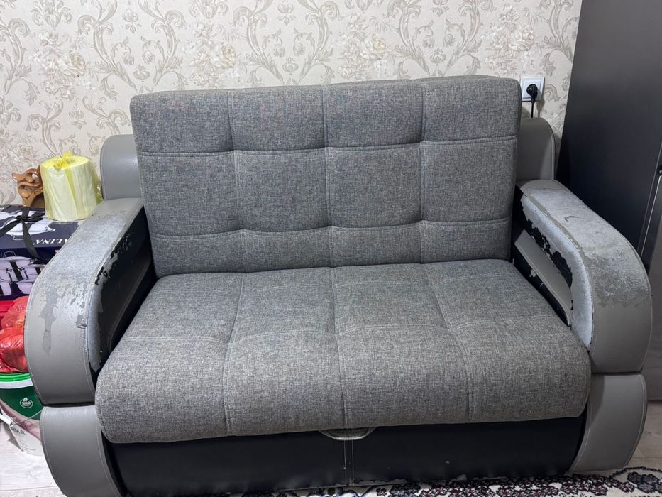 Продам диван 15000 тенге