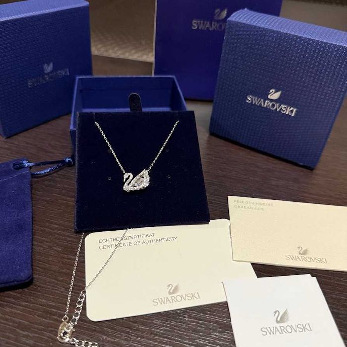 Lantisor Swarovski Dazzling Swan White