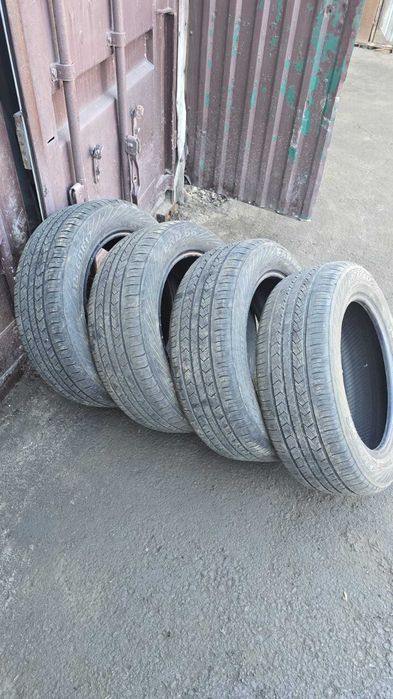 Продам комплект летних шин