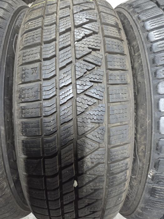 Set 4 anvelope SH iarna Kumho 215/65/17 dot 2023