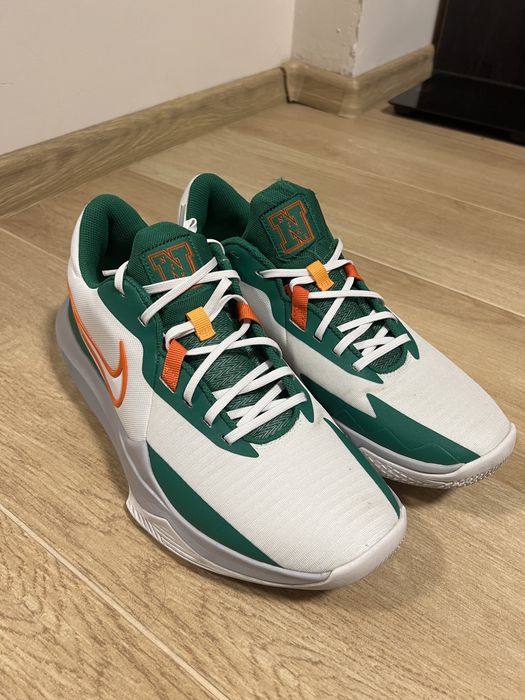 Маратонки nike 44 номер