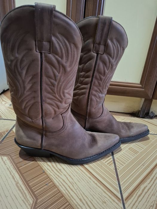Vând cizme Western! Mărime 41!