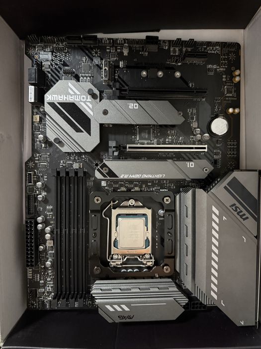 MSI MAG B560 TOMAHAWK WIFI + Intel i5 11400F