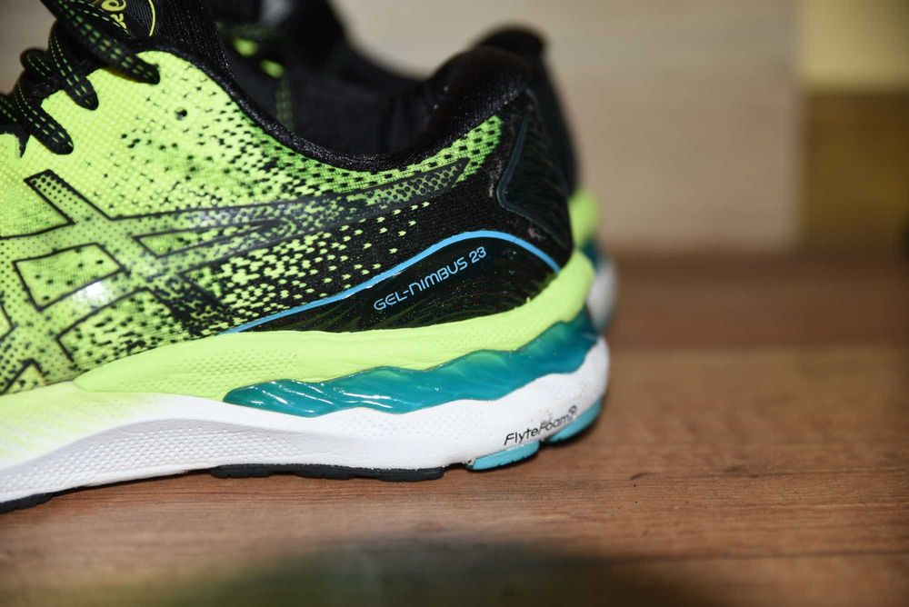 Asics GEL Nimbus 23 оригинални, номер 42, без забележки