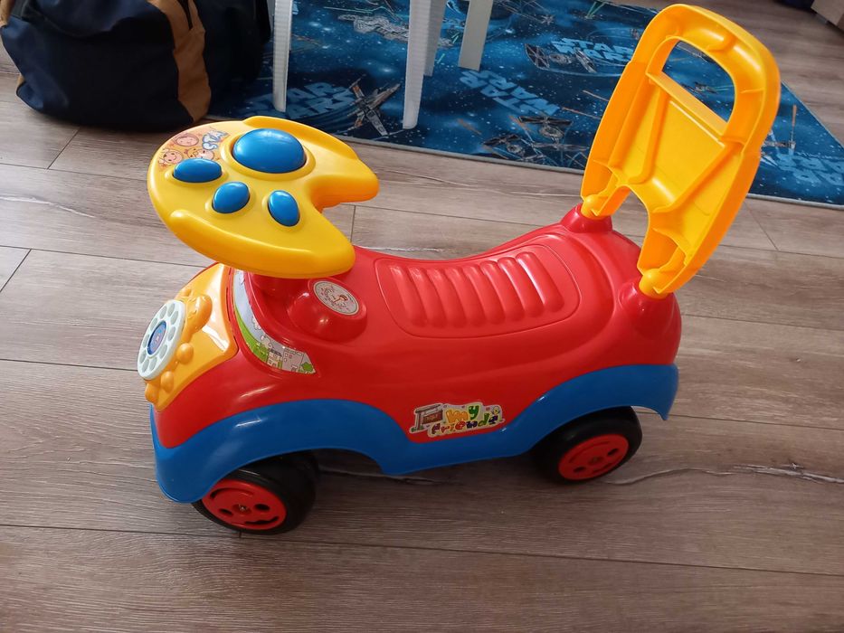 Детска кола за бутане с крачета
