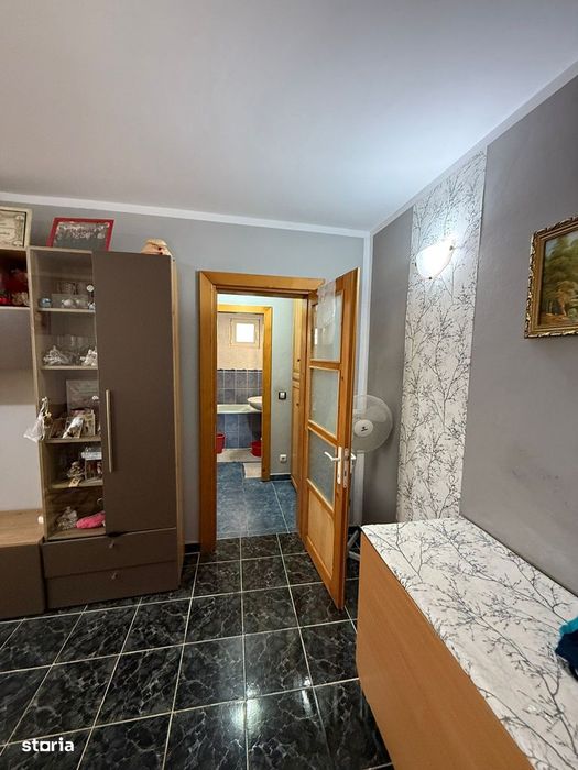3 CAMERE cu bucatarie mare, Narcisa