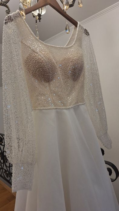Vand rochie de mireasa