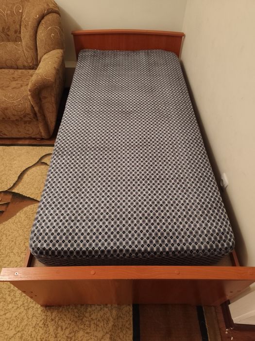 Диван 1 кишилик янги 499 минг сумга срочно сотилади