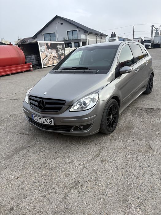 Vând Mercedes B class an 2008