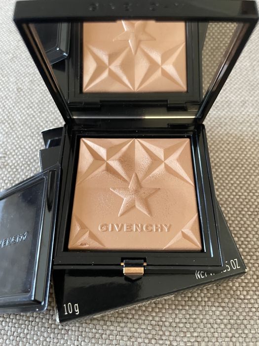 Пудра Живанши.Оригинал.Новая.