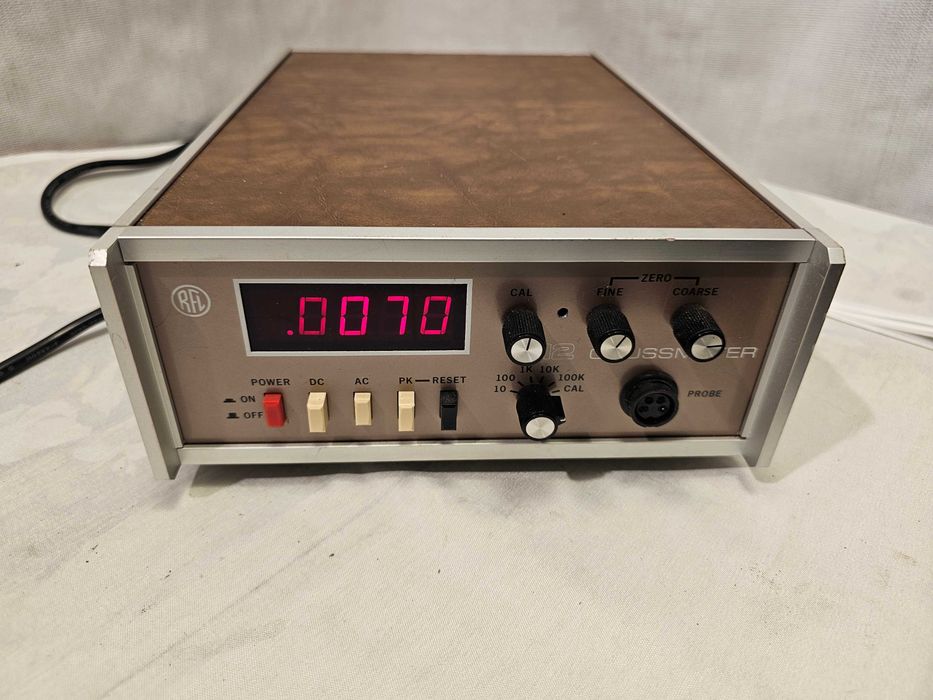 RFL 912 Gaussmeter