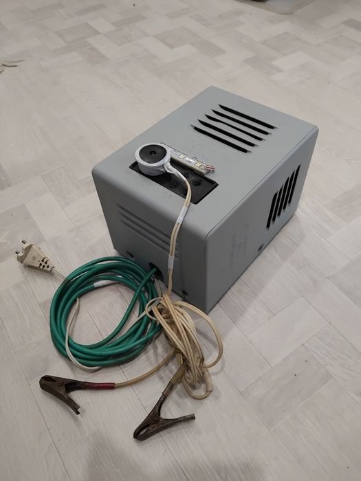 Зарядное устройство для аккумулятора