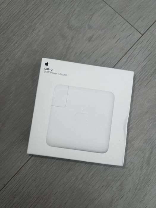 Adaptor si cablu USB type C pentru Macbook