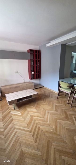 3 camere, Central, stradal