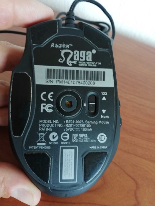 Razer Naga moba/action-rpg gaming mouse