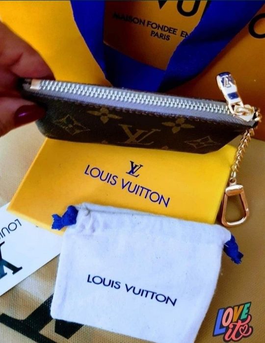 Portchei Louis Vuitton, model unisex,cutie inclusa
