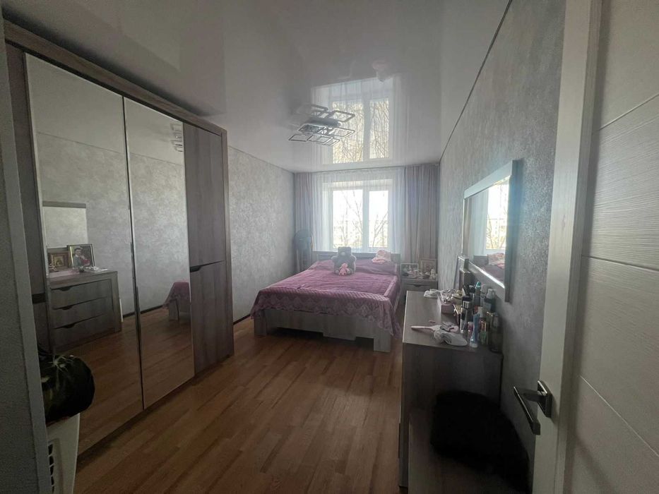 Продам 3-х комнатную квартиру