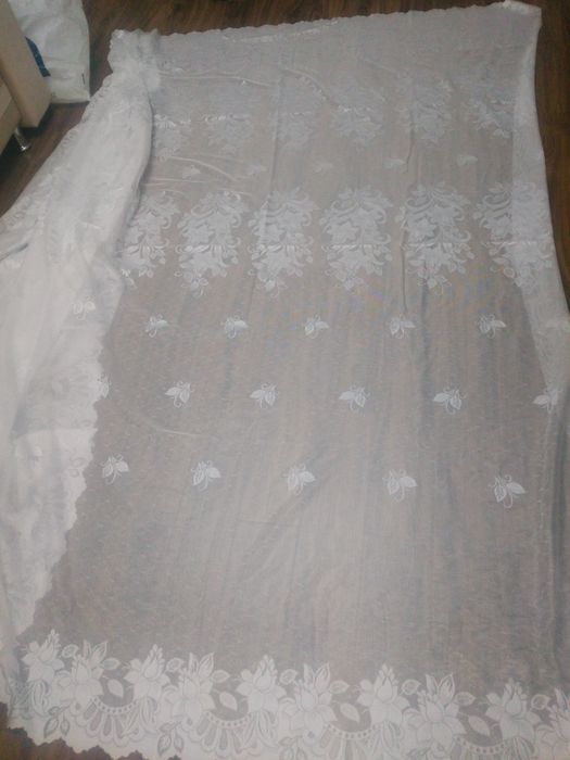 Продам тюли. В отличном состоянии.