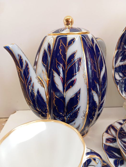 Руски порцелан. Сервиз.