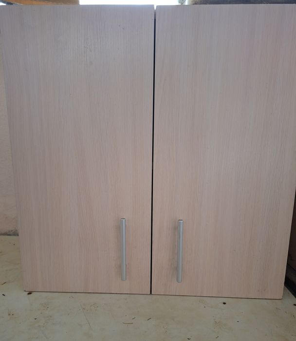 Кухонные шкафы 4 шт