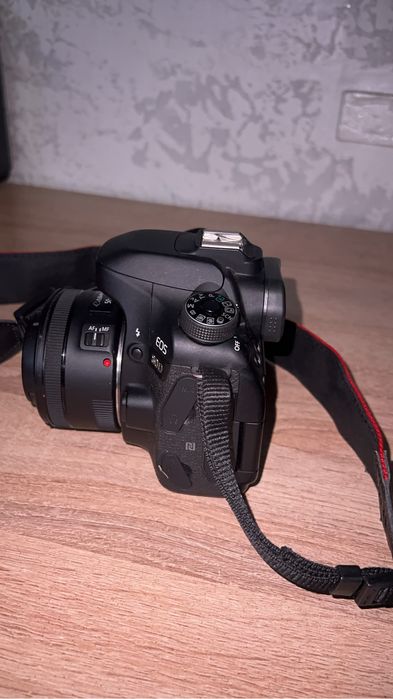 Продам  Canon 80D + 50mm + SD 128GB