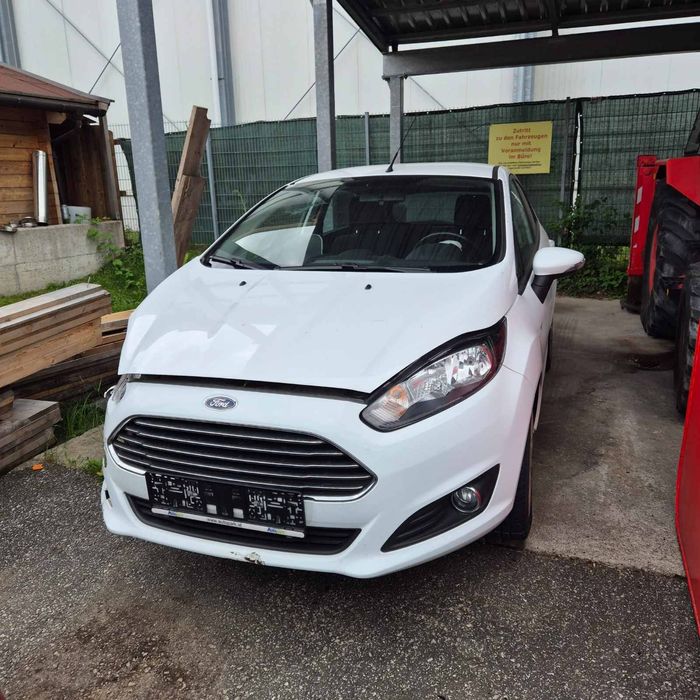 Ford fiesta 1.2 44kw STJB 102000KM за части FACELIFT
